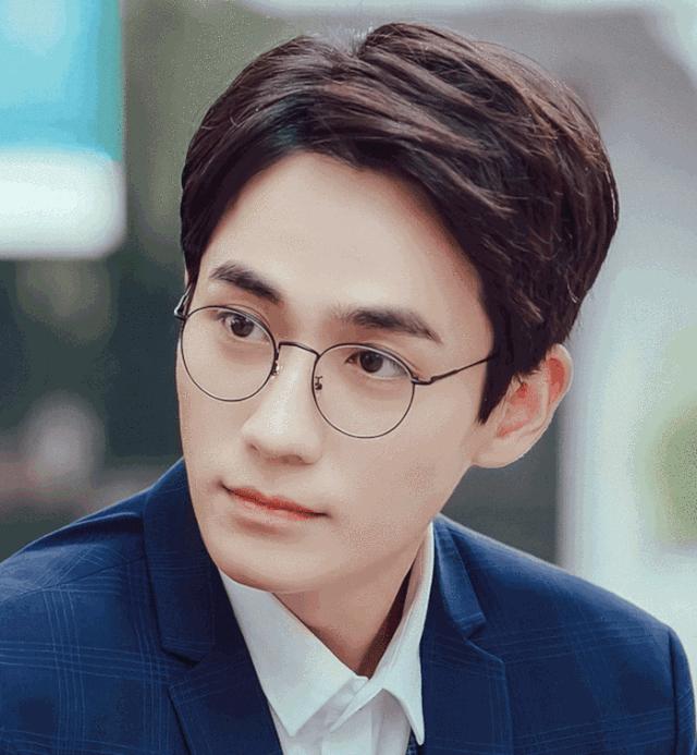 李佳琦居然也翻车了?!周震南也太蠢萌了吧