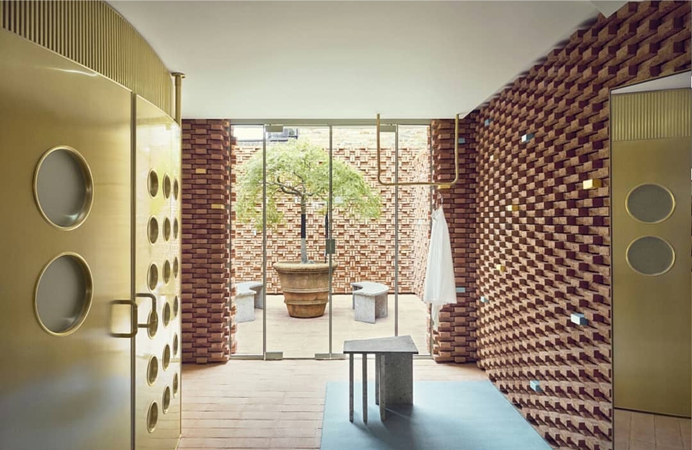 质量好有设计感的大品牌女装店铺,设计感强的小众女装品牌店