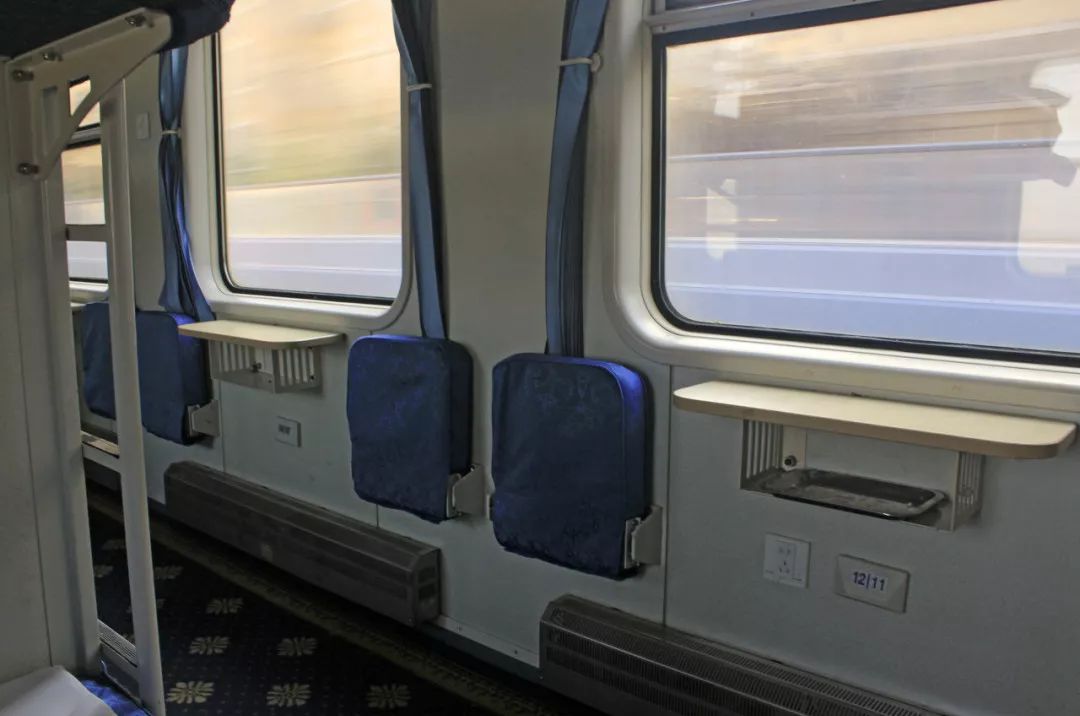 为啥软卧比硬卧便宜,软卧和硬卧价格差距