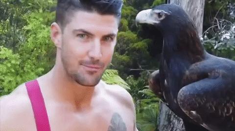 盘点消防员和小动物爆笑名场面,盘点消防员与小动物的搞笑瞬间