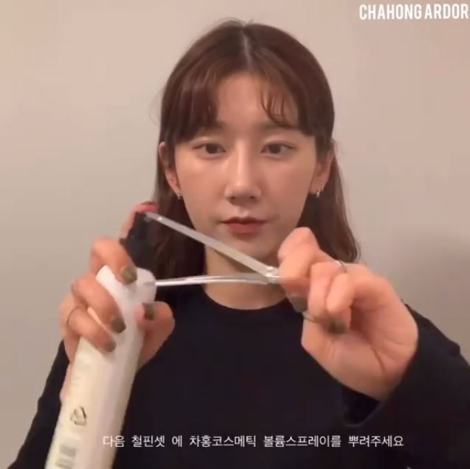 韩国八字刘海怎么烫教程,韩式齐刘海八字刘海教程