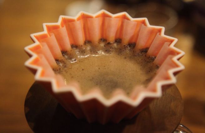 手冲咖啡大滤杯小滤杯区别,手冲咖啡滤杯底部咖啡粉冲不上来