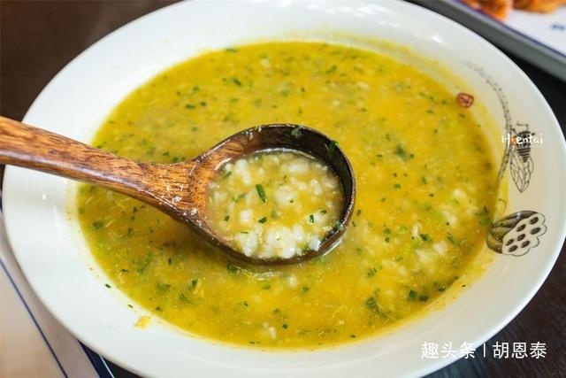 江苏有种名蟹全是“运动员”,用特殊工具捕捞,生长环境优质