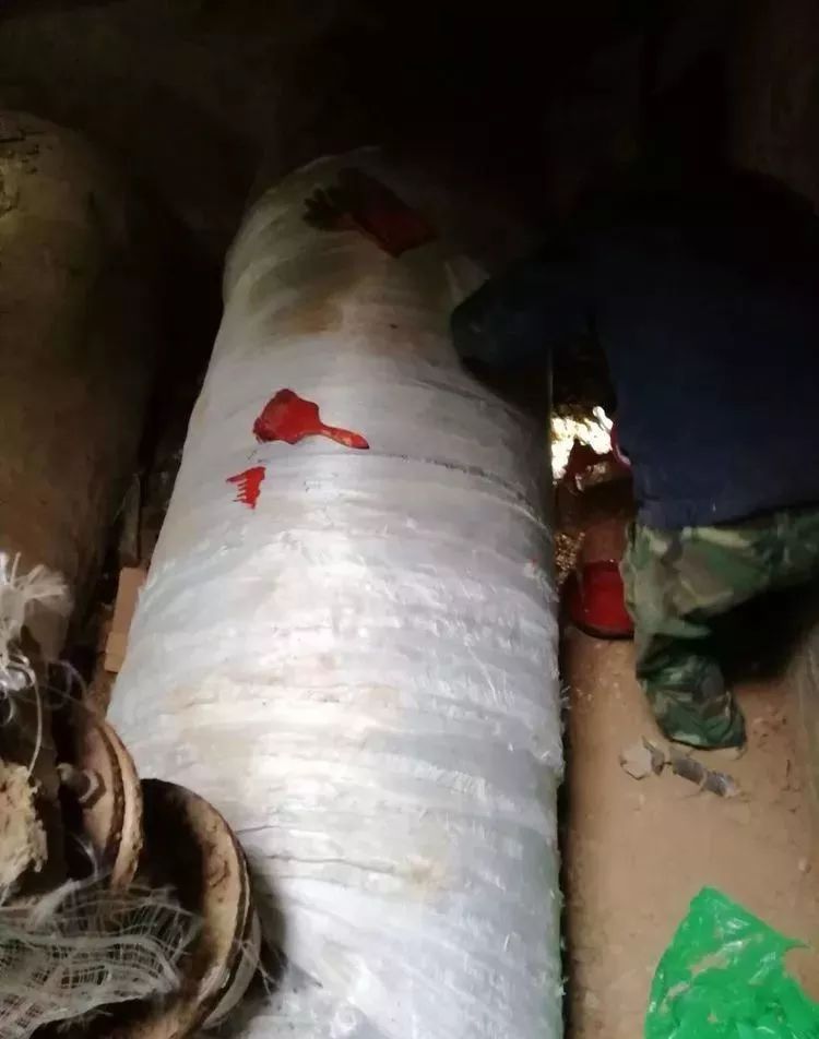 你的家里温暖如春，你可知这个城市有一群暖男在为你抵御寒冬