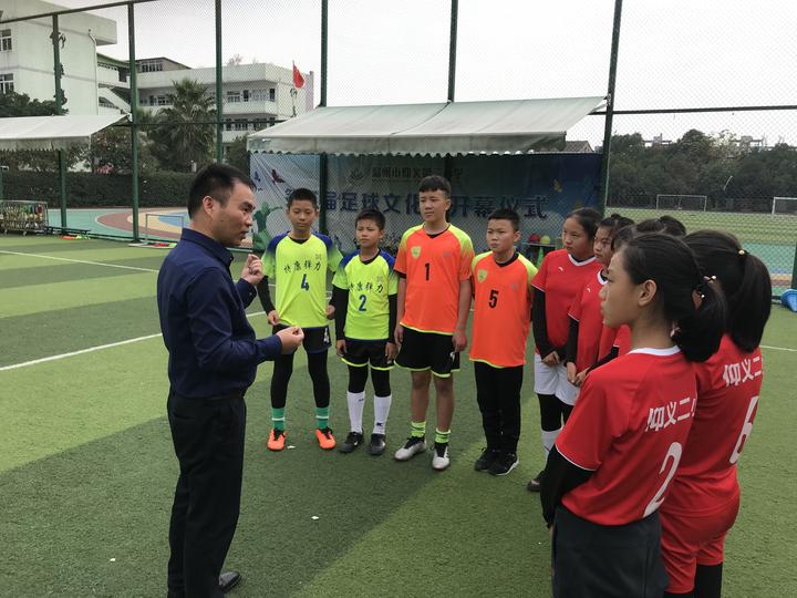 视中人丨从普通学生到国少苗子他让仰义足球小子放飞梦想