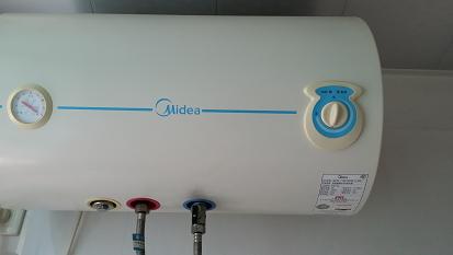 清洁热水器只需这一步，脏水一下排干净，很多人都不知道