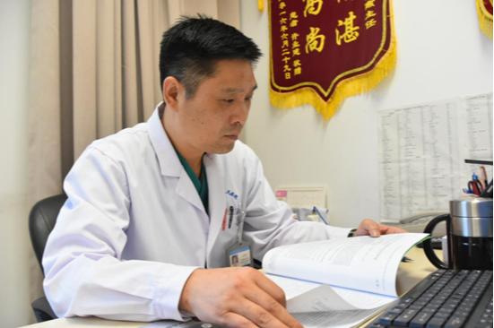 王晓燕医生个人资料,王晓燕军医