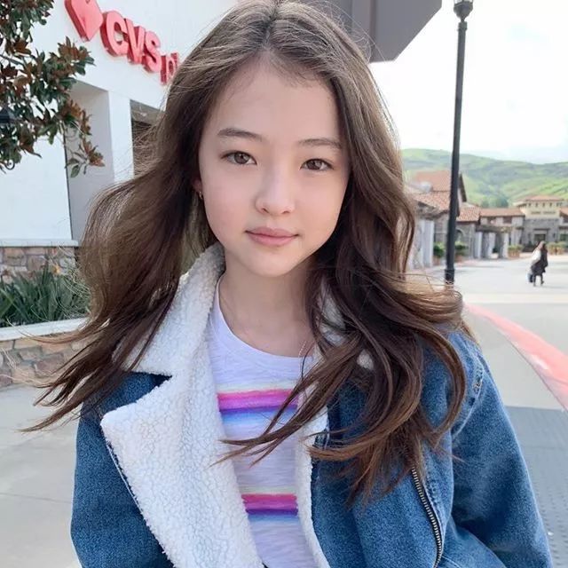 iu林允儿衣服,林允儿iu私服