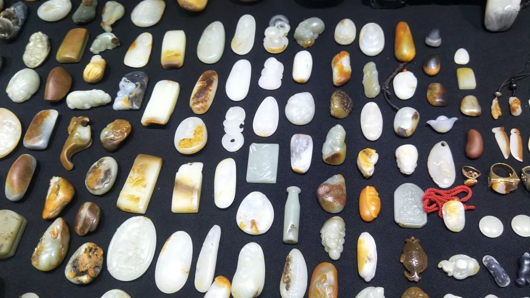 中国宝石最多的地方视频,中国四大宝石是哪四种