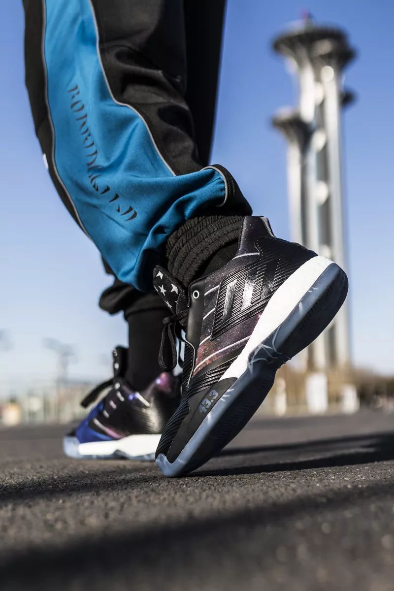 无数人心中的「顶级缓震」！传奇战靴良心升级！别怪我没提醒你