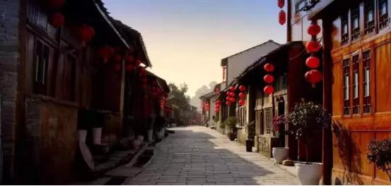 安顺游玩黄果树和龙宫哪个好一点,安顺除了龙宫黄果树还有什么