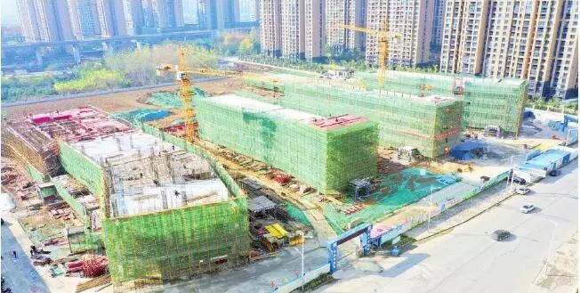 孝感黄香路修建最新视频,孝感黄香路小学是重点小学吗