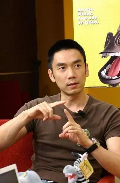 闲置自行车卖出10万天价，这个过气明星究竟多有钱？