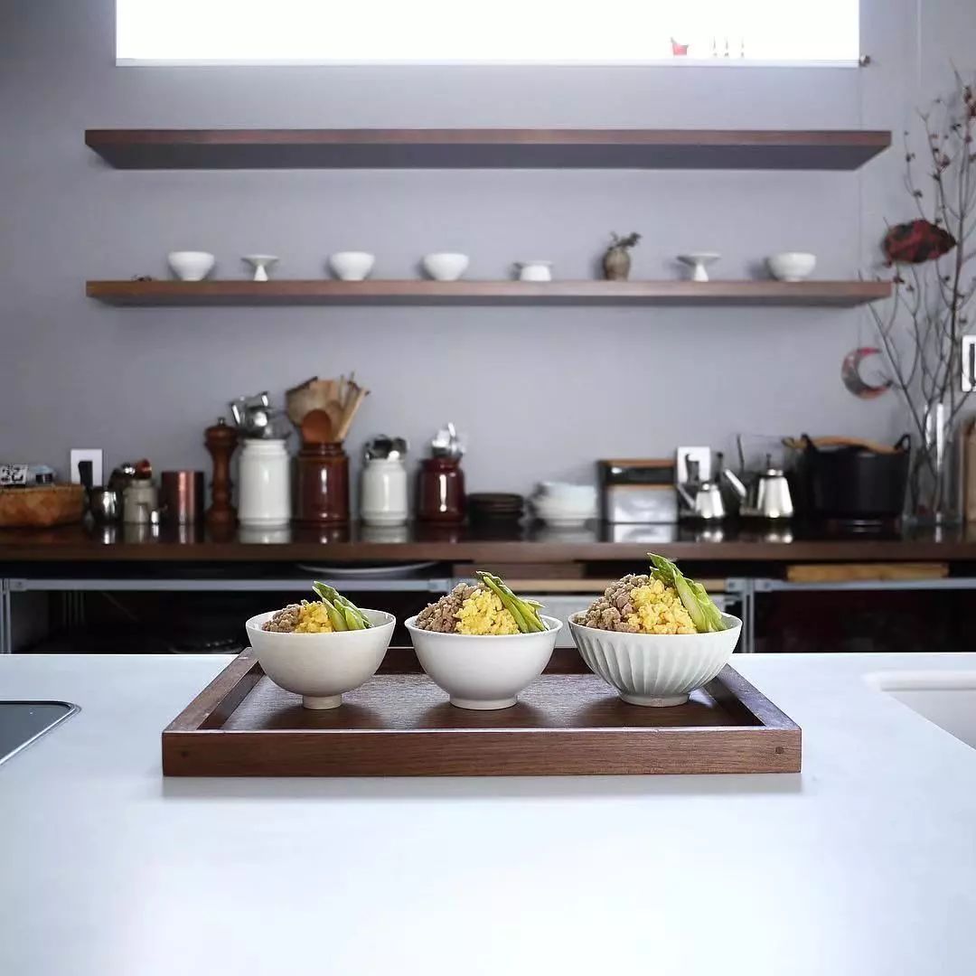 我的中年消费观：“缺钱，是因为比欲望少了一块钱”