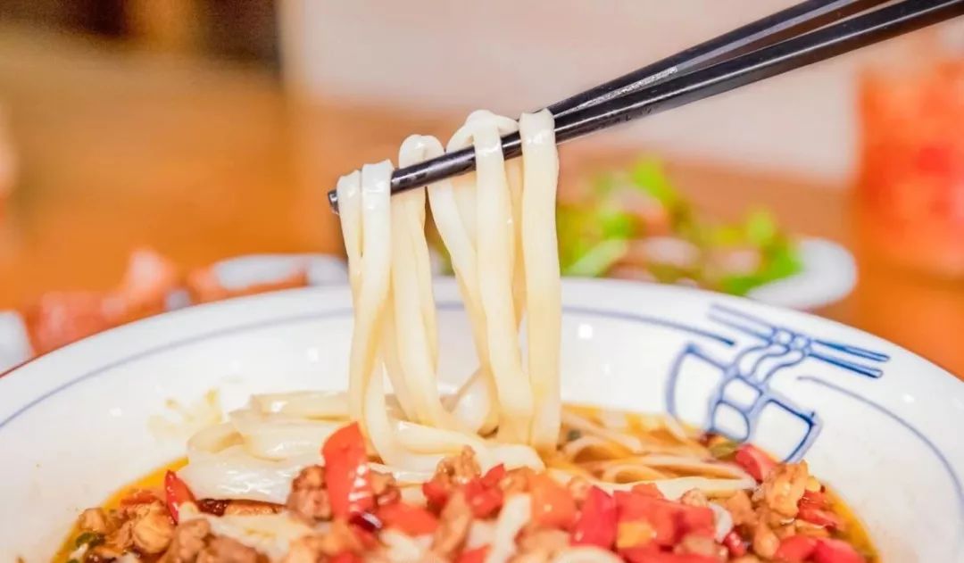 明德中学校园,明德学校美食