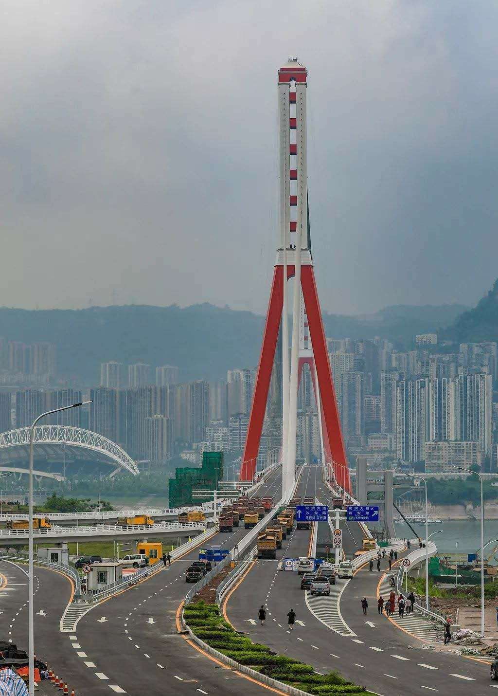 四线城市有立交桥吗,中国桥都之称的城市