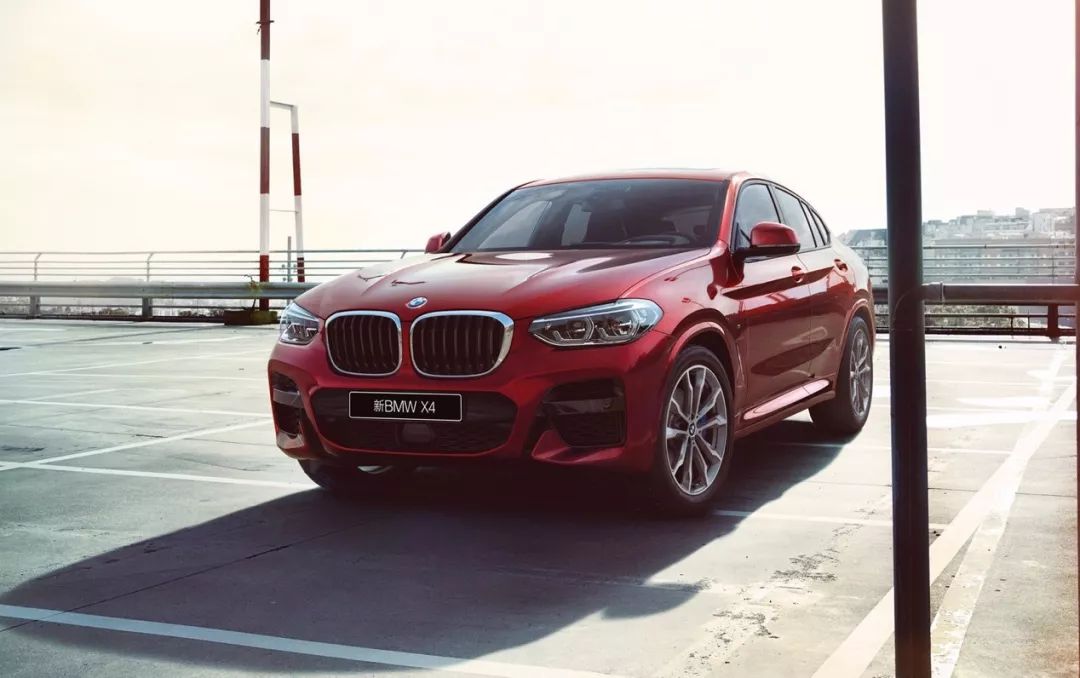 宝马新款x425i落地,宝马x4最新报价降价5万