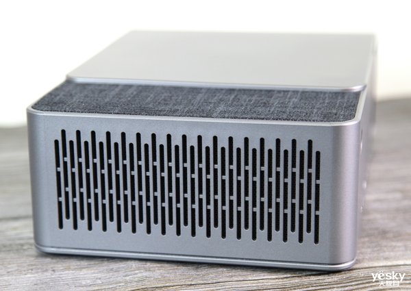 当贝f5投影仪3d效果评测,当贝f1投影仪效果图