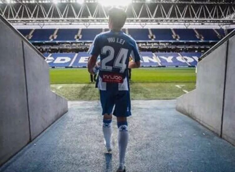 范志毅逆天弹跳有c罗高吗,前国足锋霸评价c罗