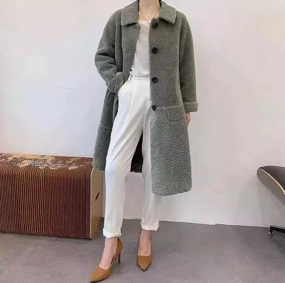 100%纯羊绒围巾清仓直播同城发货,厂家清仓直销獭兔毛围巾