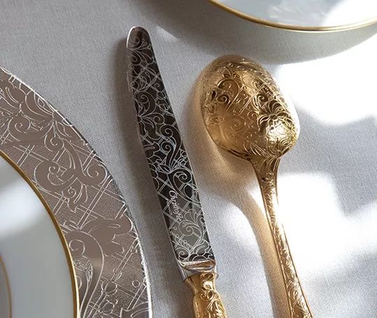 住了个RMB12,000一晚的宫殿酒店|我把能偷的都偷回家了