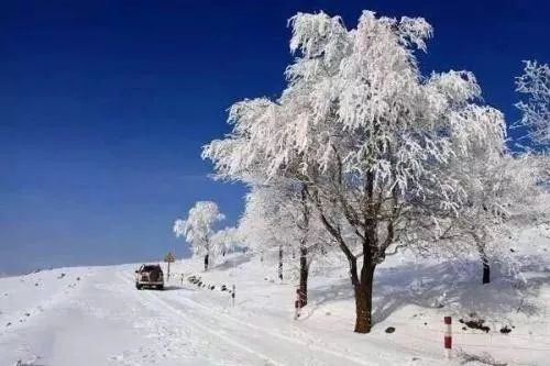 冬游草原天路,草原天路冬日自驾游攻略