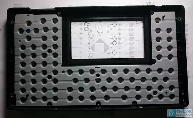 古董级德州仪器图形计算器拆解：竟然还能超频