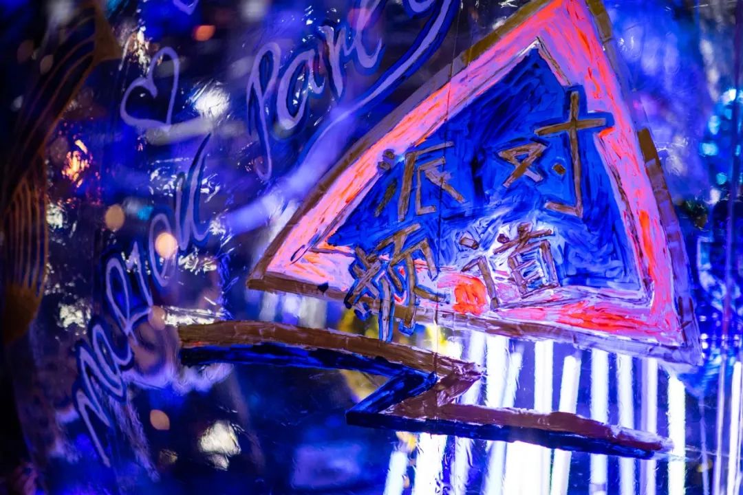 这些名流明星办的派对，也太惊人了吧