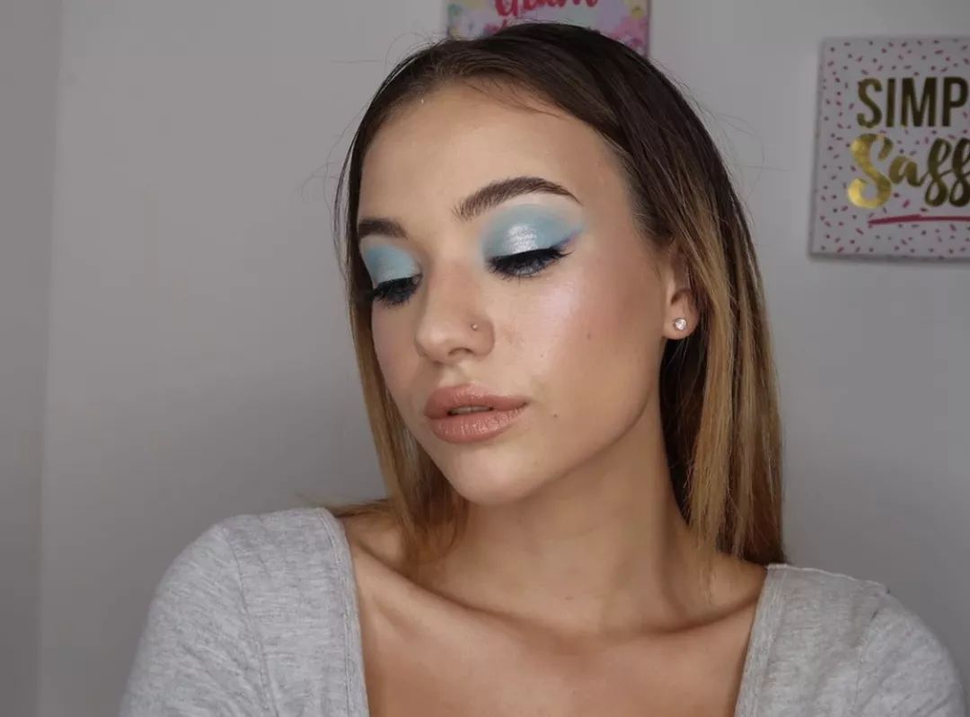 新手画jennie同款眼妆,怎么画jennie同款猫系眼线