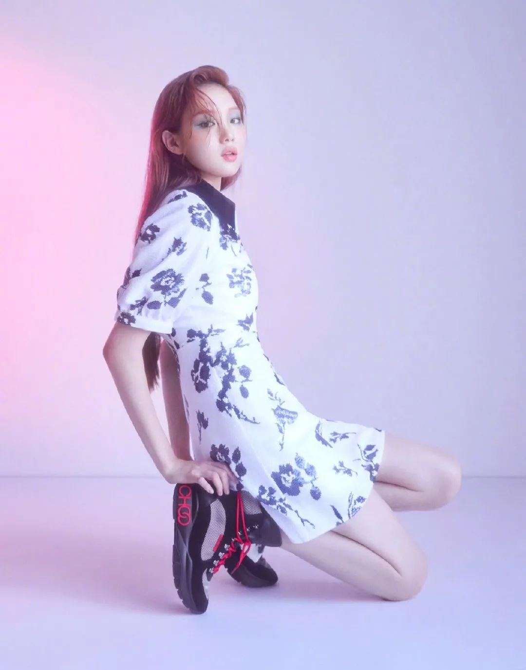 新手画jennie同款眼妆,怎么画jennie同款猫系眼线