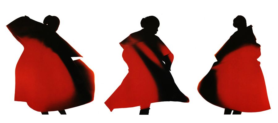 帮McQueen直播、给英女王拍照、被RafSimons致敬——这间工作室真传奇