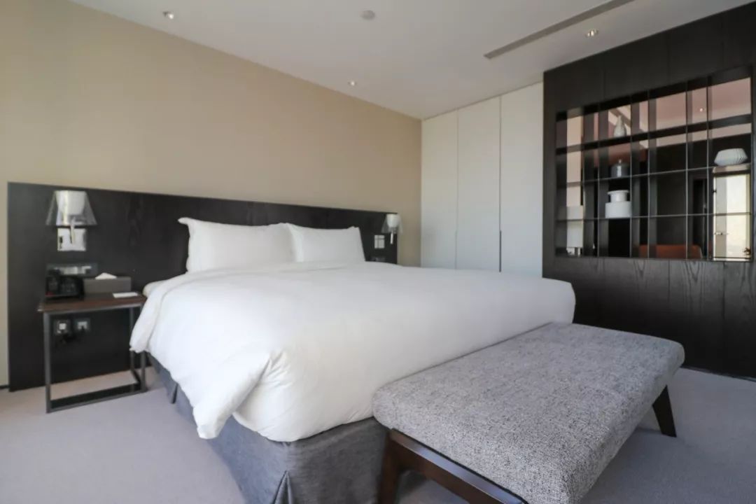 青岛无边泳池温泉度假,一线海景可以泡温泉