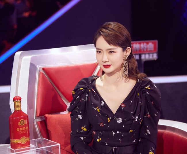 孙艺珍电视剧经典穿搭,孙艺珍电视剧同款