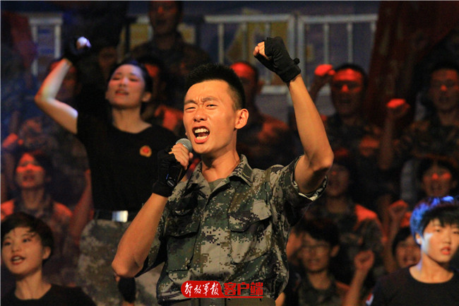 兵哥哥版“私人订制”表情包强势来袭！快收藏