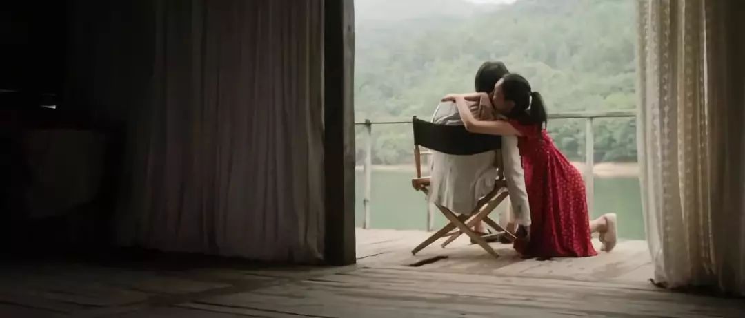 女主为艺术全裸出镜,性感至极