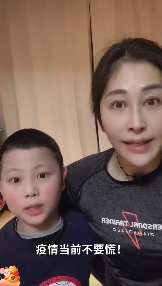 亲子健身运动操6-12岁室内,妈妈怎样做亲子活动