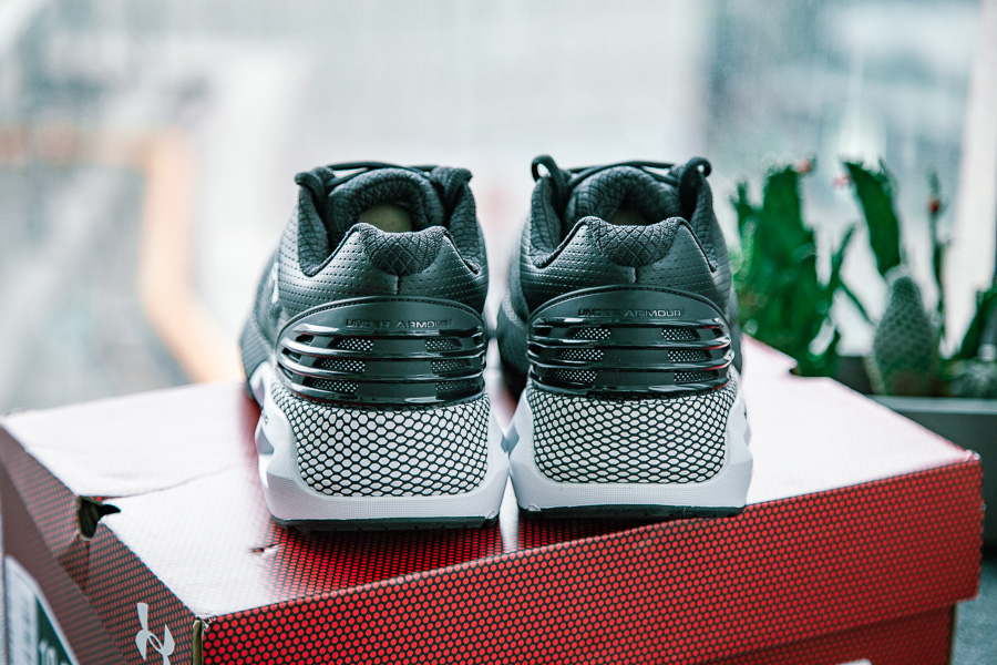 underarmourhovrhavoc2瀹炴垬娴嬭瘯,underarmourhovrphantomboot娴嬭瘎