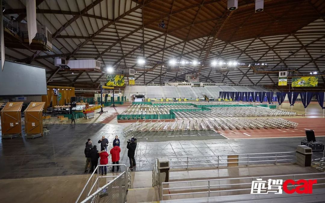 3辆车、7位老友、240个小时、2100公里……跨越北美五大湖区