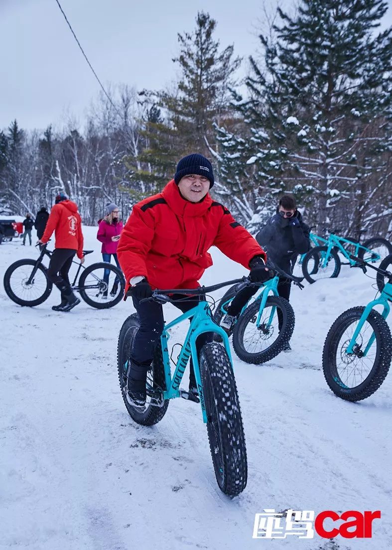 3辆车、7位老友、240个小时、2100公里……跨越北美五大湖区