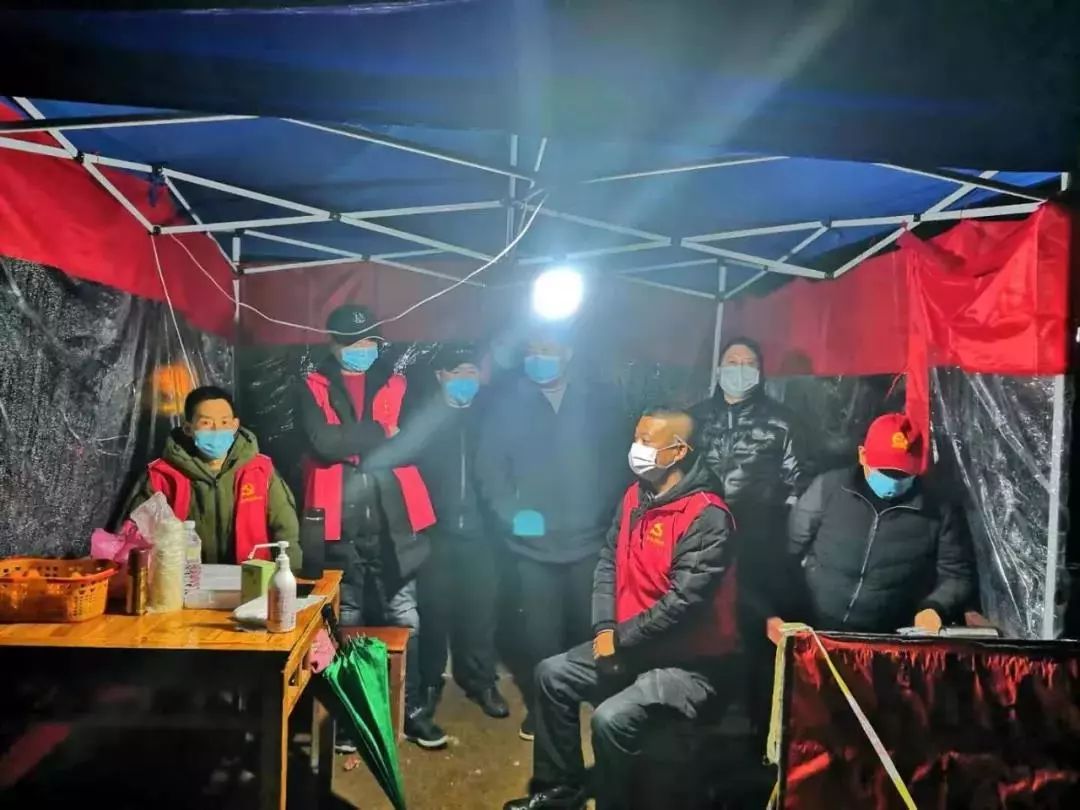 众志成城筑牢疫情防控网,织密疫情防控网用心守护这座城