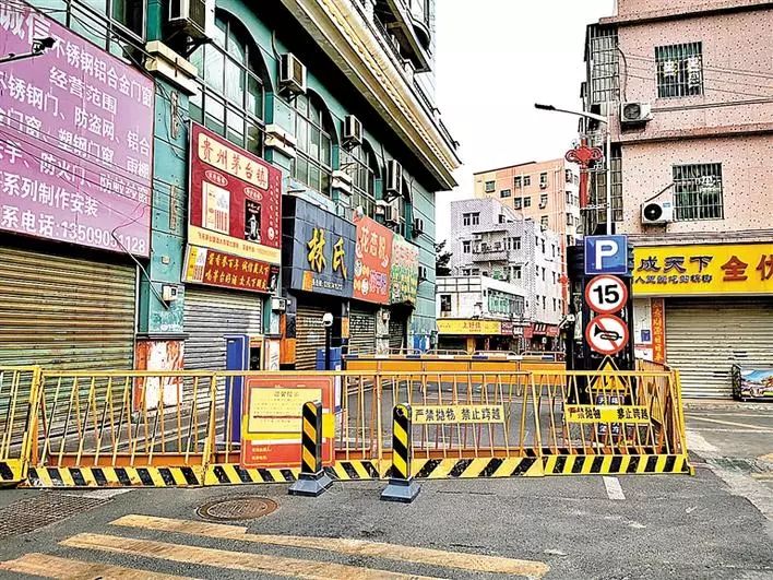 宝安全面实施人员通行认证,合力筑牢社区防疫屏障!