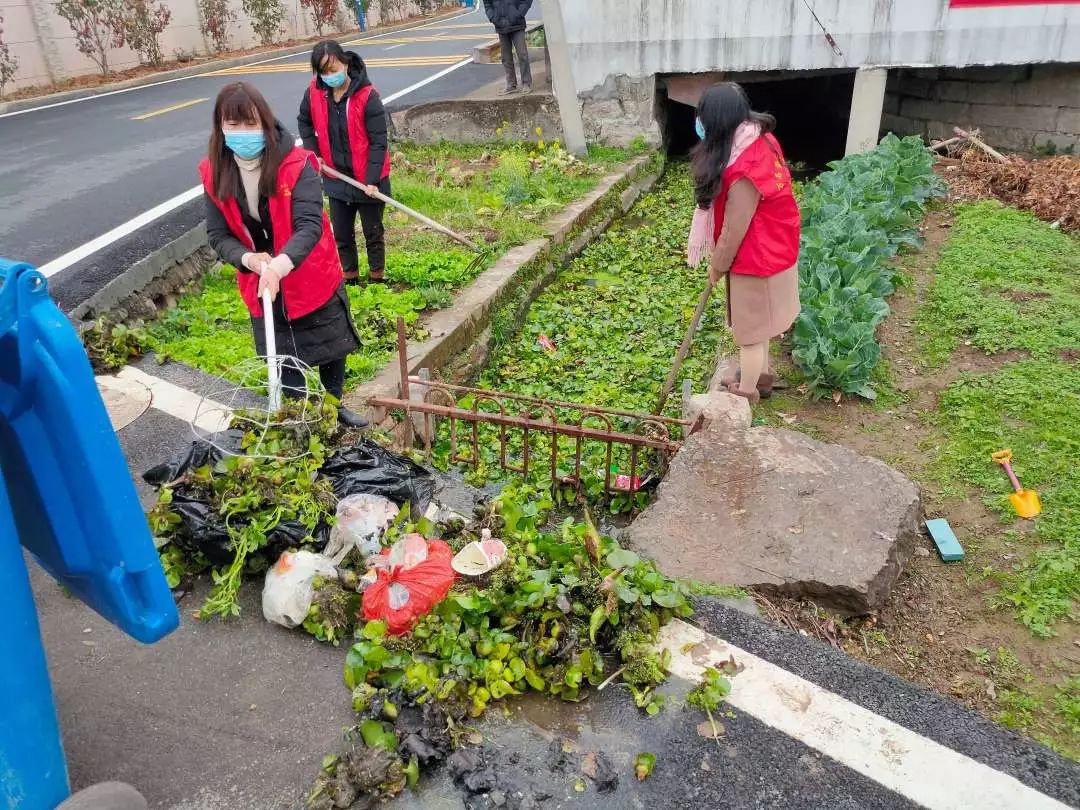 先锋岗上战疫情,党员先行同心抗疫