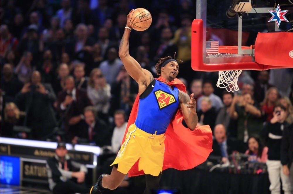 戈登扣篮大赛韦德全场嘘声,韦德给戈登打9分的扣篮视频