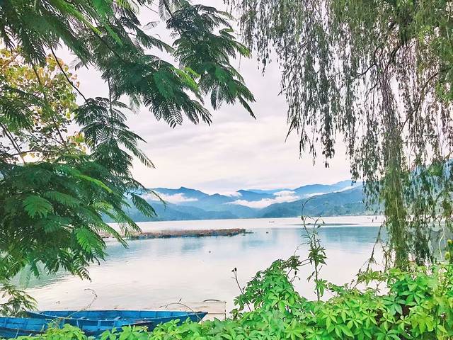 尼泊尔众神,尼泊尔众神之国