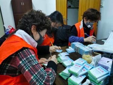 战疫日记医护人员抗疫纪实,战疫一线日记视频