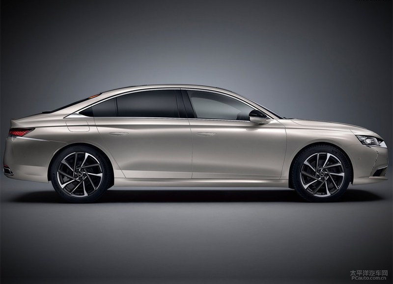 爱讲故事的法国男人DS9新车解析