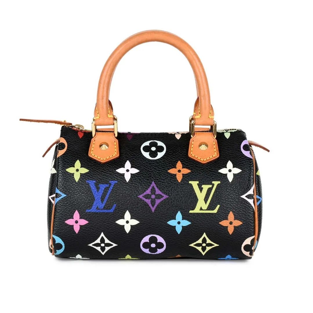 bellakendall什么关系,bella和kendall走秀