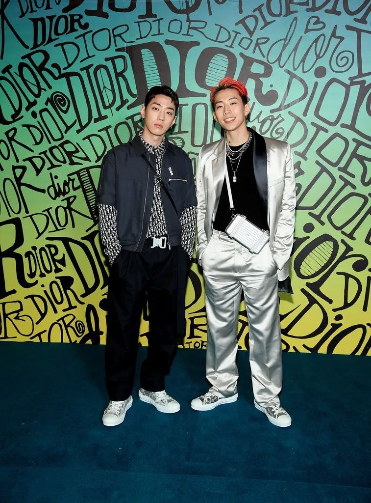 2020时代,GD、Virgil等玩家“解锁技能点”、及球鞋等出行装备“升级趋势”的观察报告