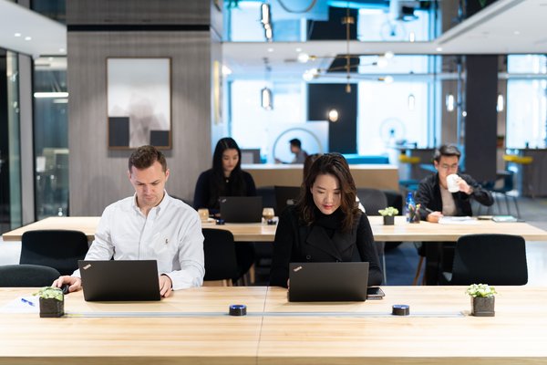 春季校园招聘简历投递量已超去年同期；亚太房地产市场现逢低买入良机|美通企业日报