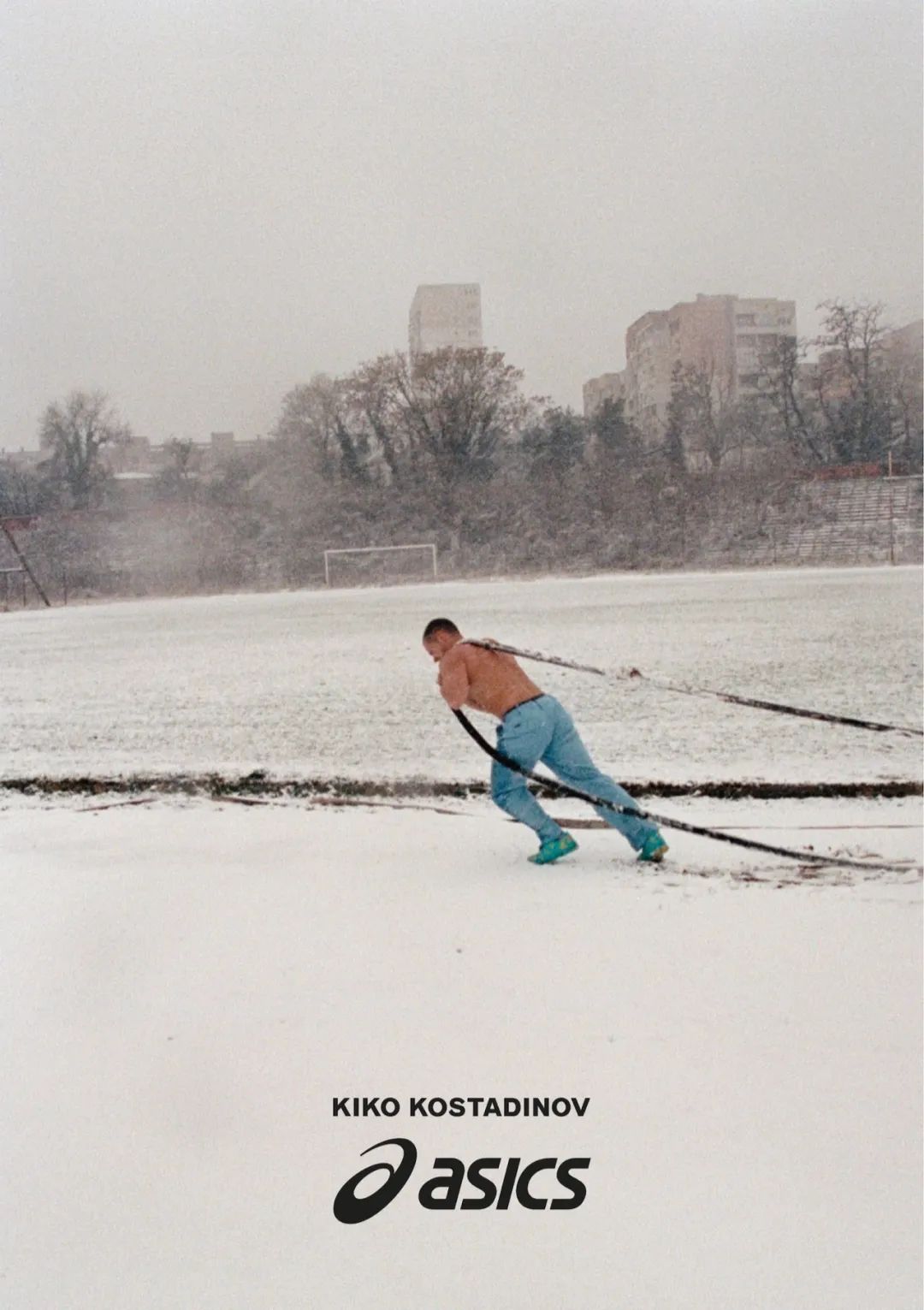 发现时髦的女人都在穿这3双鞋,穿了两只不同鞋子发朋友圈